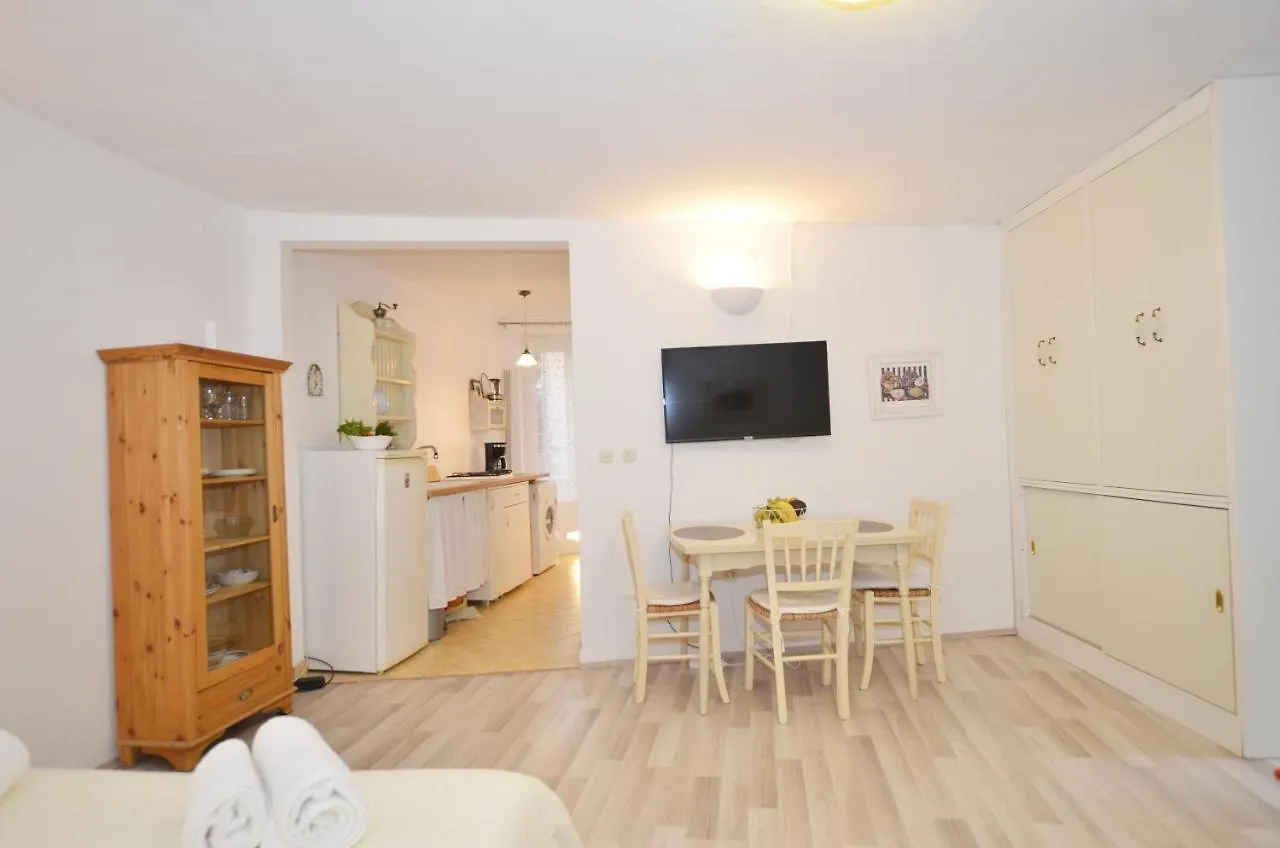 Mont 26 Apartment Rovinj