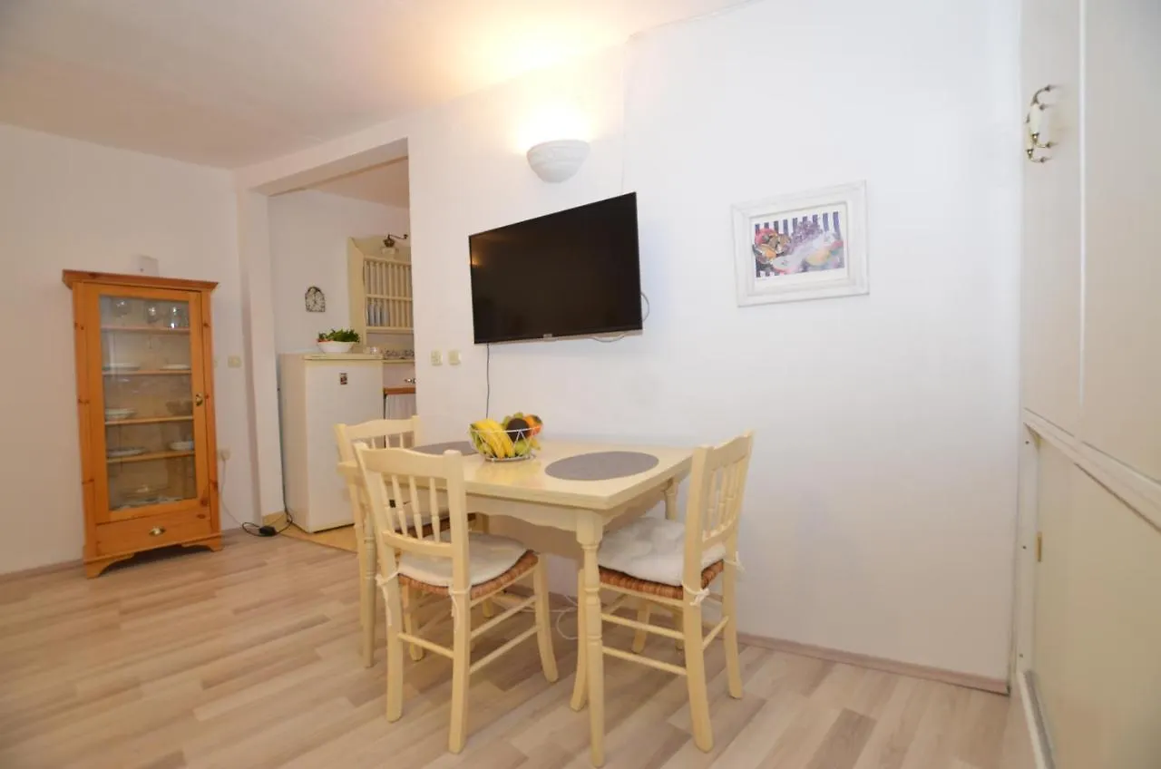 Mont 26 Apartment Rovinj