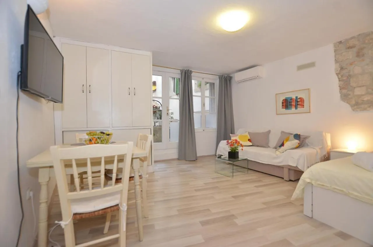 Mont 26 Apartment Rovinj